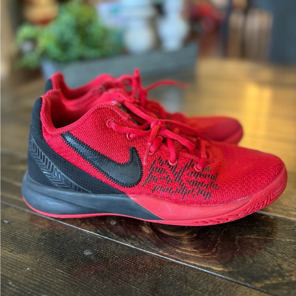 Nike Kyrie FlyTrap2